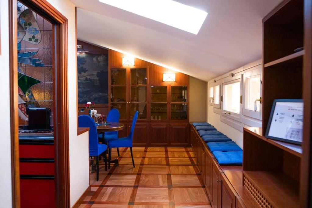Carbonesi Luxury - Centro Storico Apartment Bologna Exterior photo