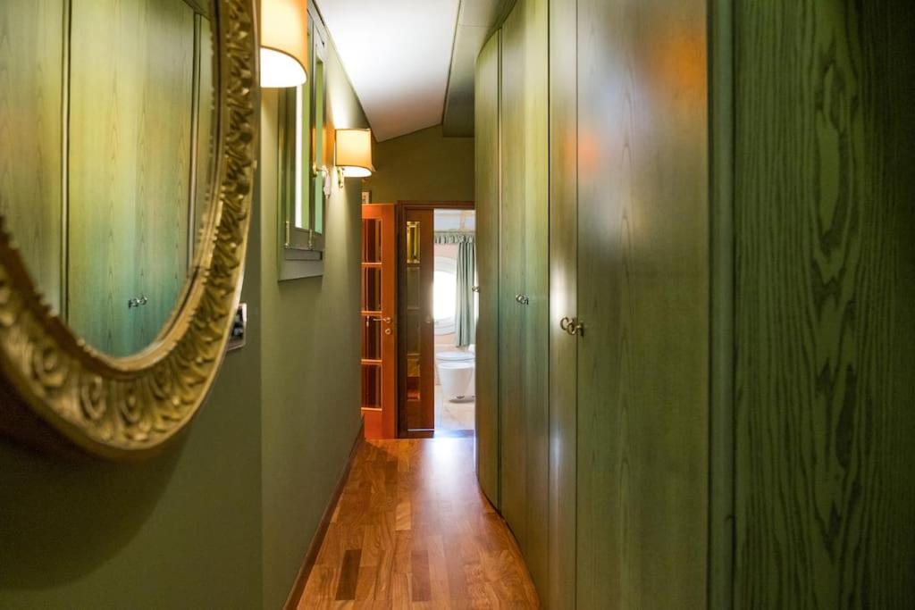 Carbonesi Luxury - Centro Storico Apartment Bologna Exterior photo